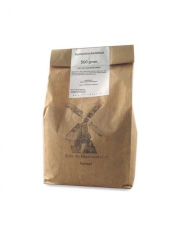 pannenkoekenmeel van de molen uit Roggel