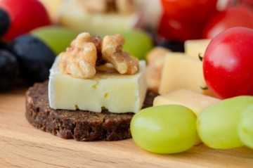 Pumpernickel hapje streekproducten